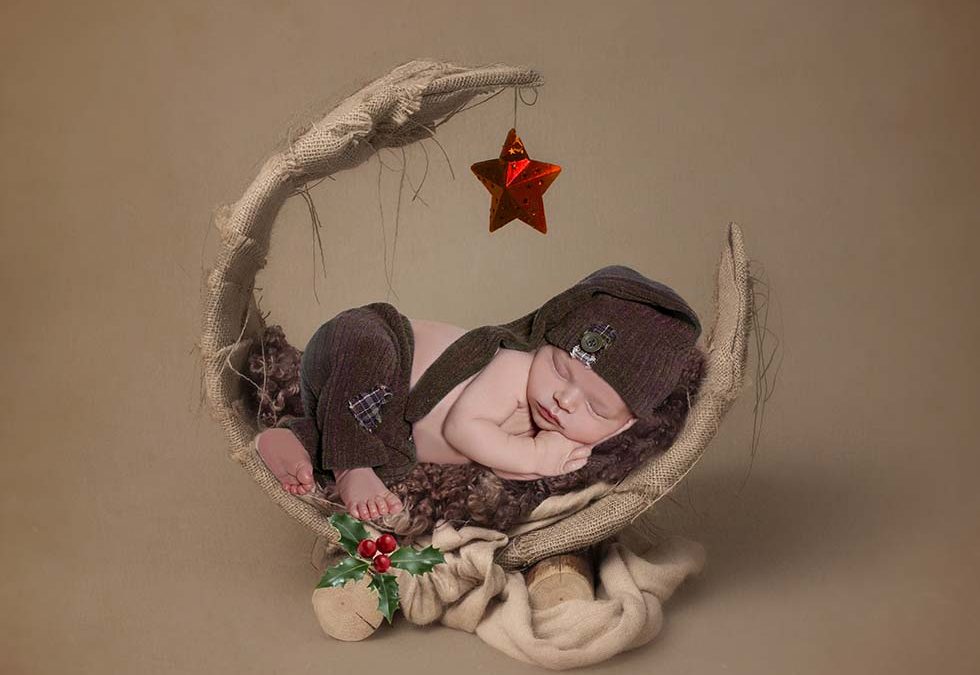 FREE FESTIVE PIC with every Newborn PhotoShoot