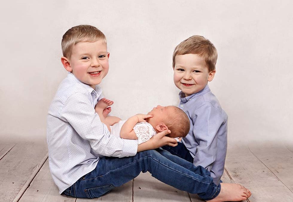 Newborn Photo Shoot with Siblings